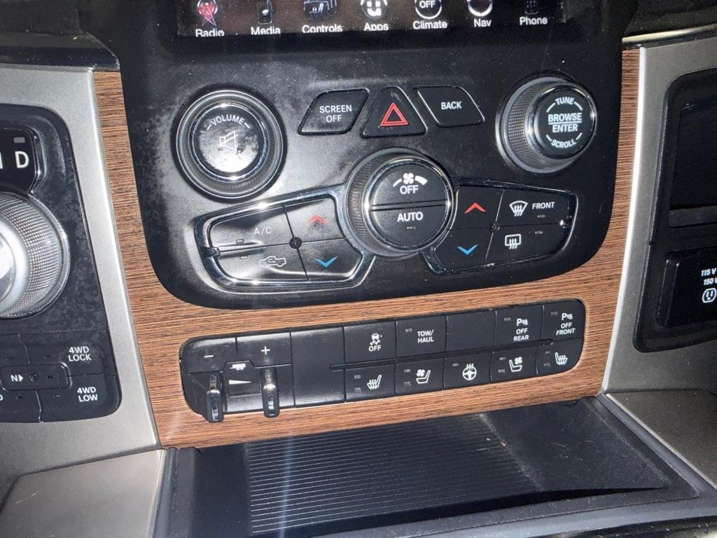 RAM 1500 Laramie Crew Cab SWB 4WD 2017