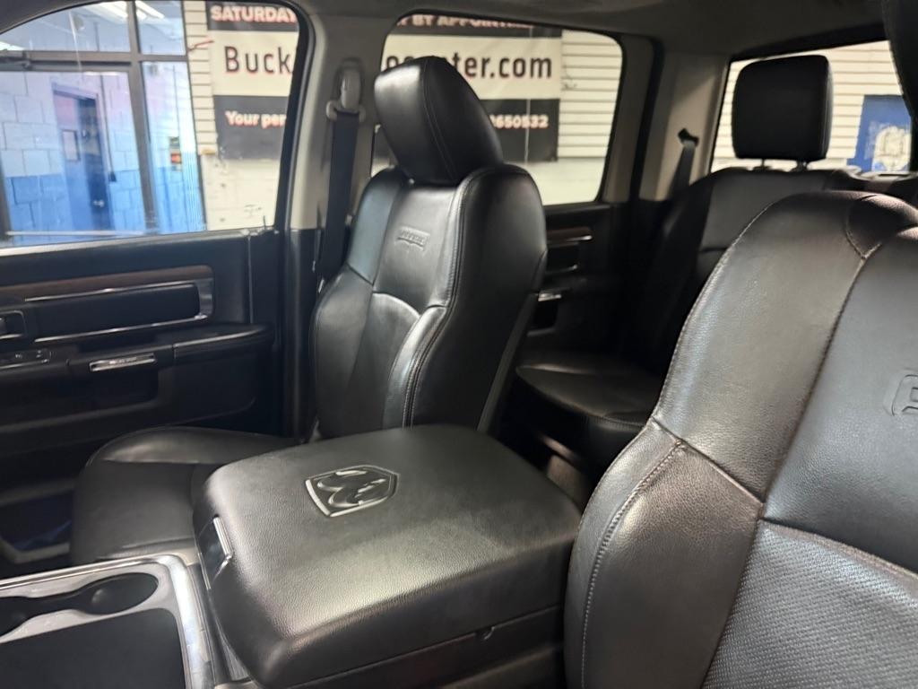 RAM 1500 Laramie Crew Cab SWB 4WD 2017