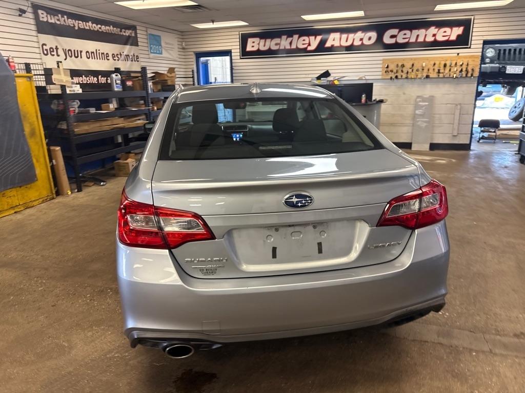Subaru Legacy 2.5i Premium 2018