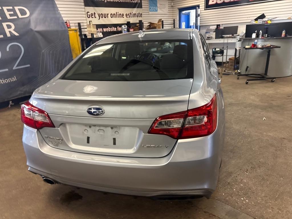 Subaru Legacy 2.5i Premium 2018