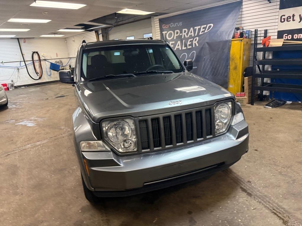 Jeep Liberty Sport 4WD 2012