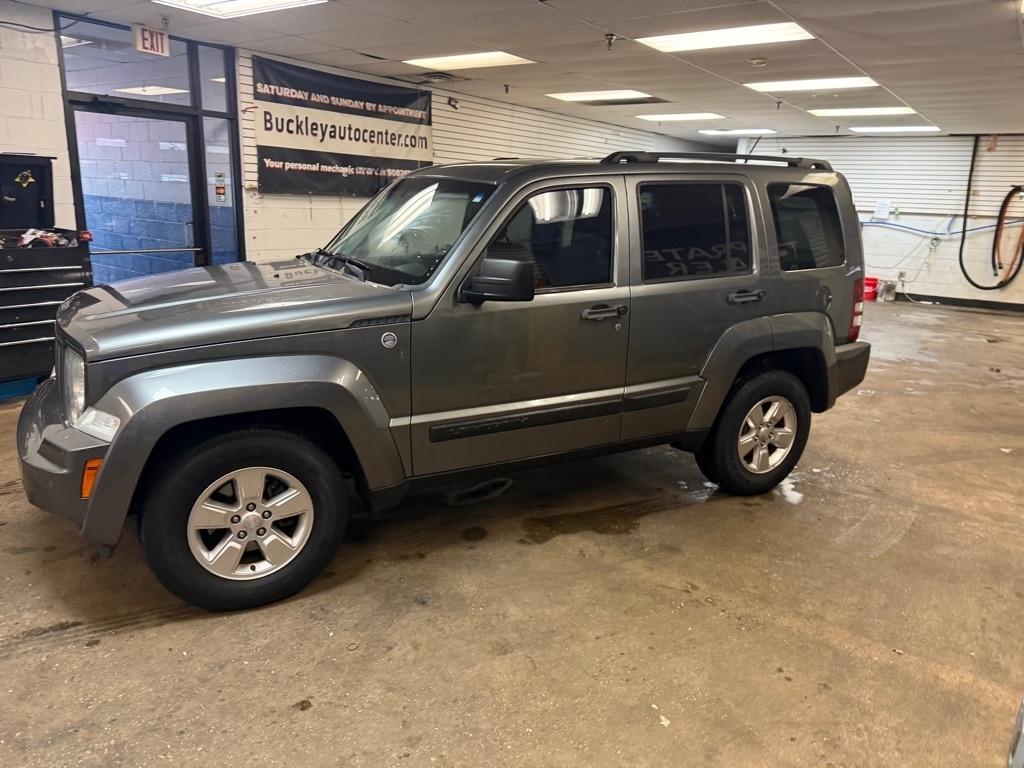Jeep Liberty Sport 4WD 2012