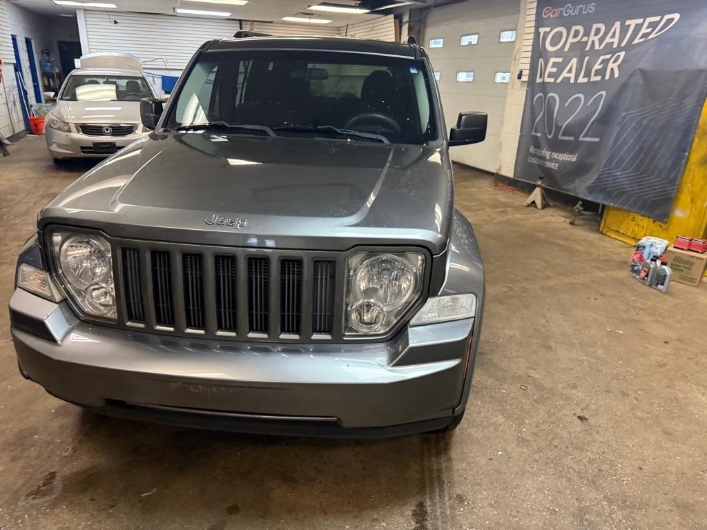 Jeep Liberty Sport 4WD 2012