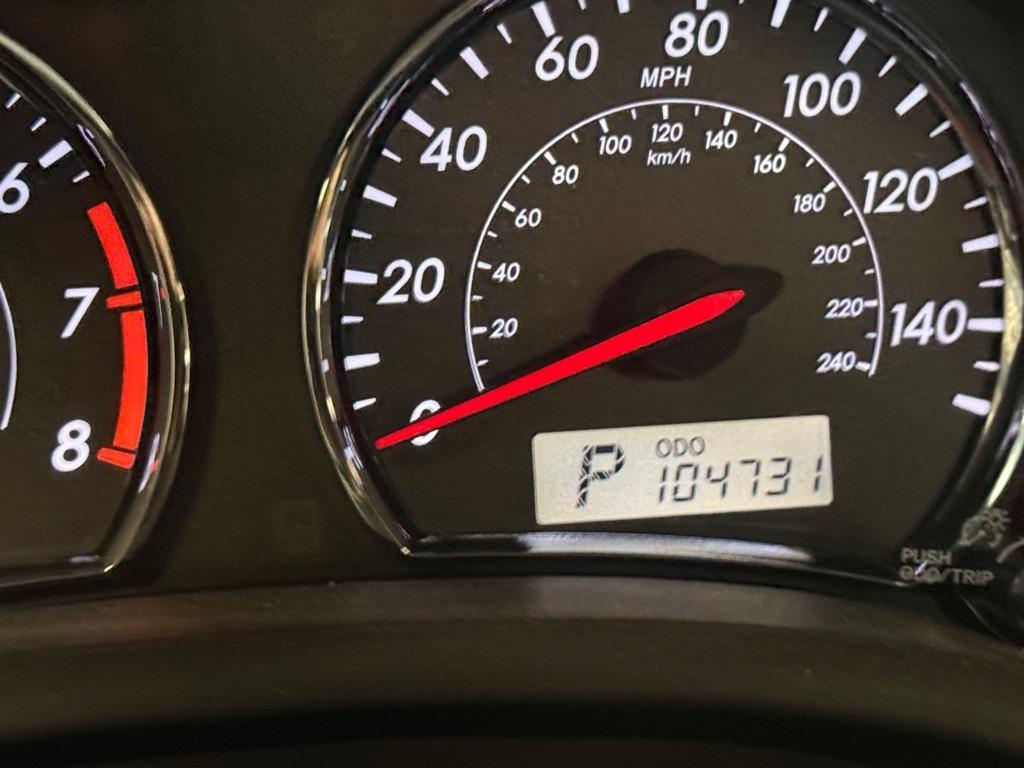 Toyota Corolla S 5-Speed MT 2013