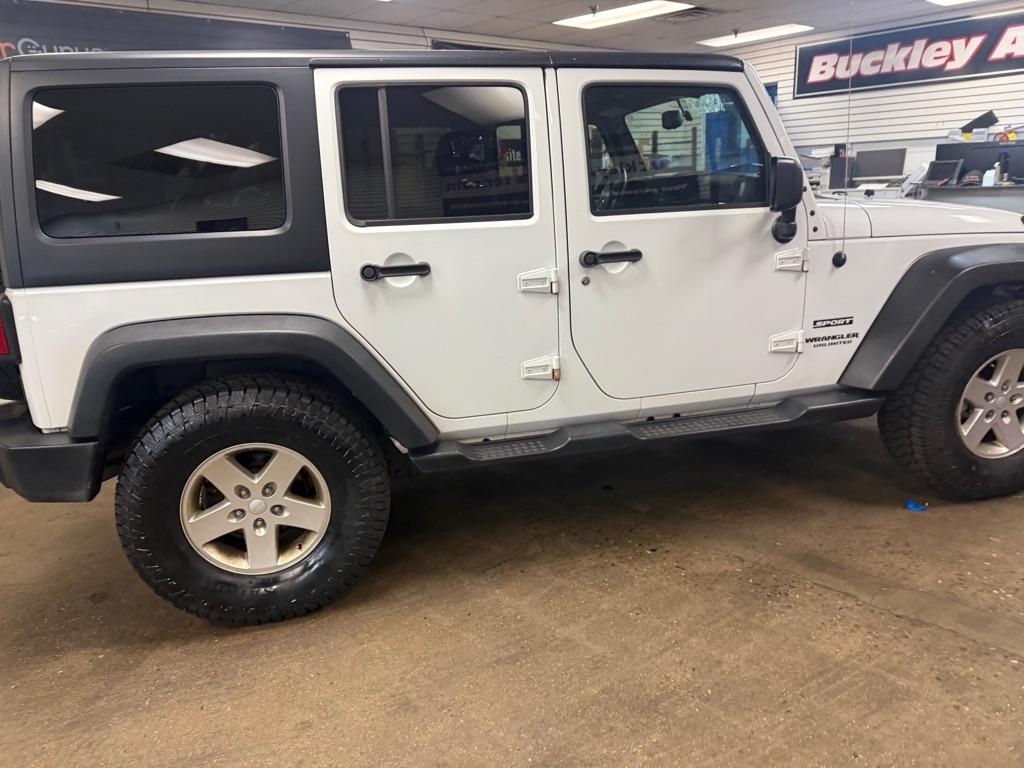Jeep Wrangler Unlimited Sport 4WD 2015