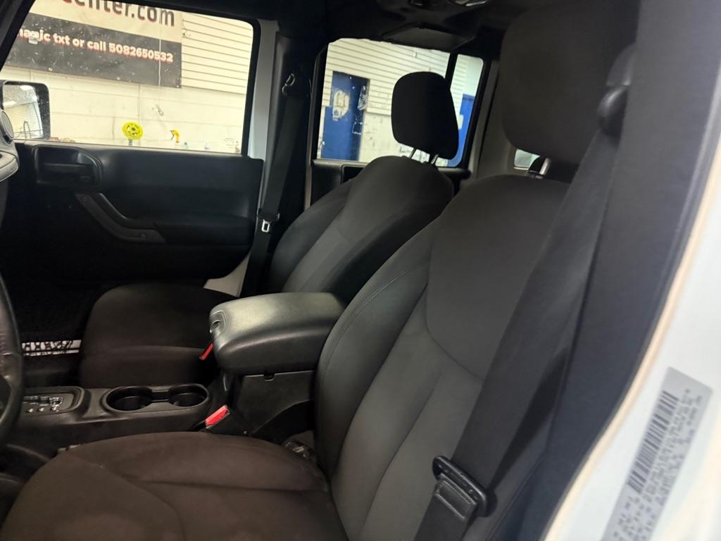 Jeep Wrangler Unlimited Sport 4WD 2015