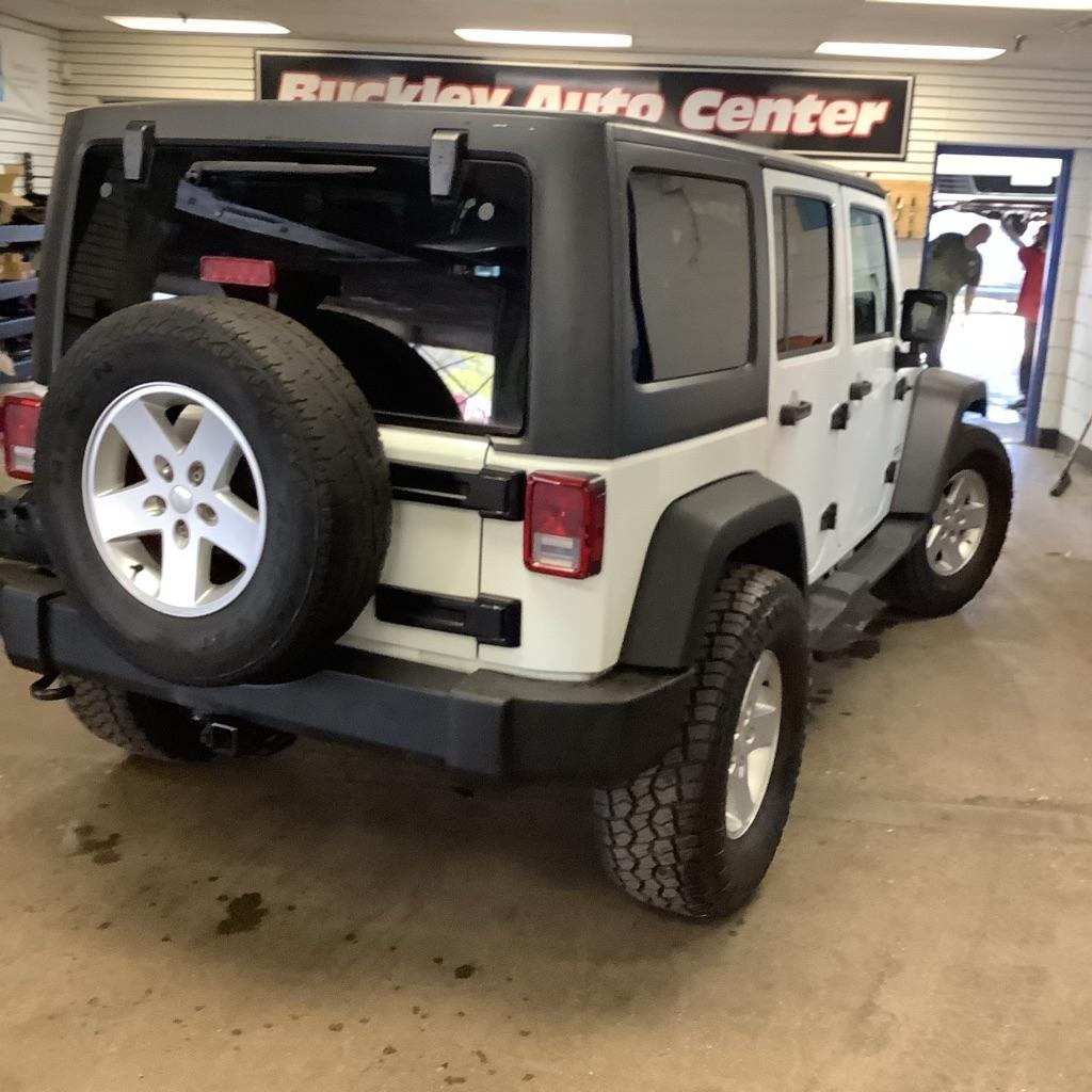 Jeep Wrangler Unlimited Sport 4WD 2015