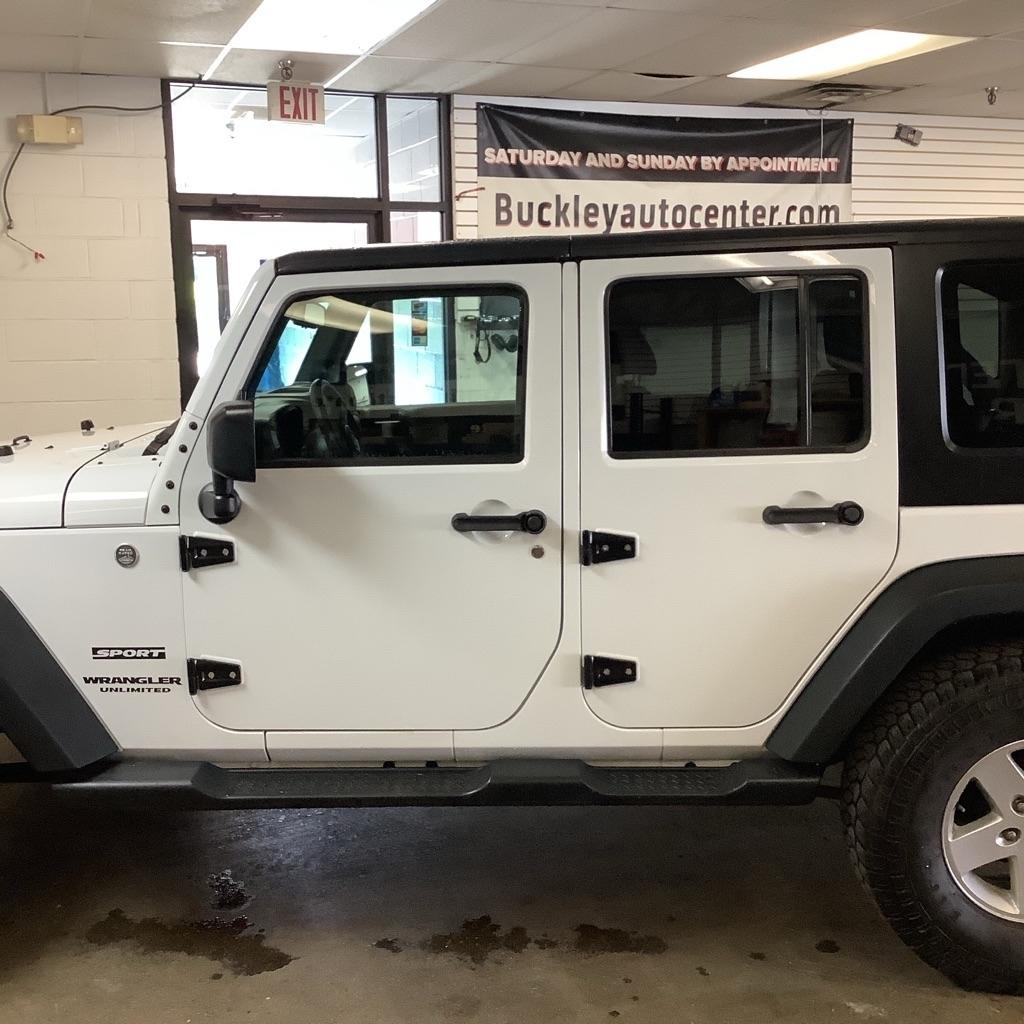 Jeep Wrangler Unlimited Sport 4WD 2015
