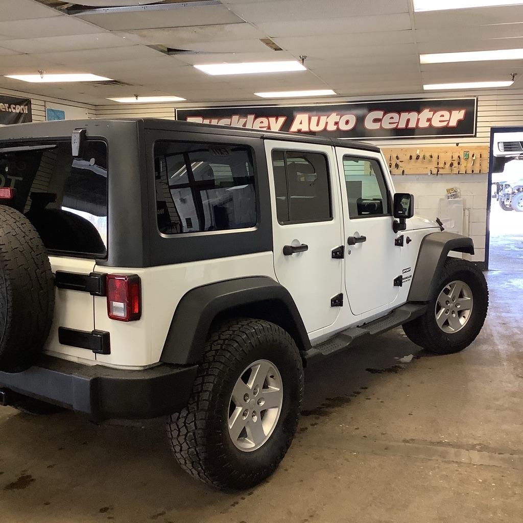 Jeep Wrangler Unlimited Sport 4WD 2015