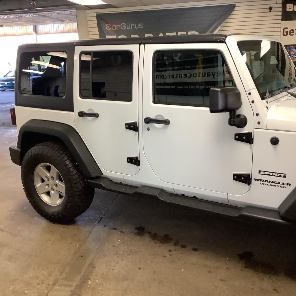 Jeep Wrangler Unlimited Sport 4WD 2015