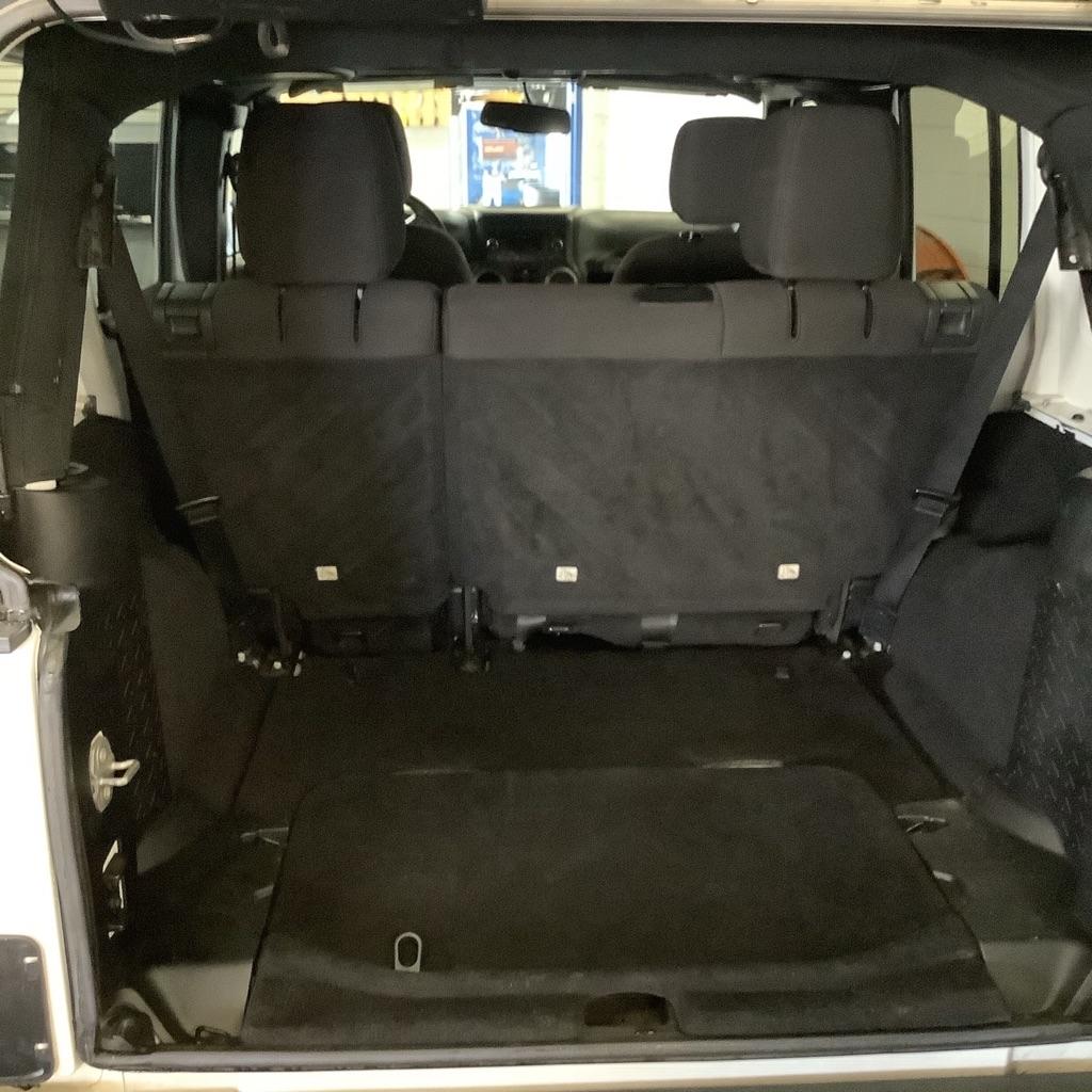 Jeep Wrangler Unlimited Sport 4WD 2015