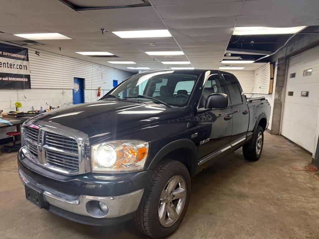 Dodge Ram 1500 ST Quad Cab 4WD 2008