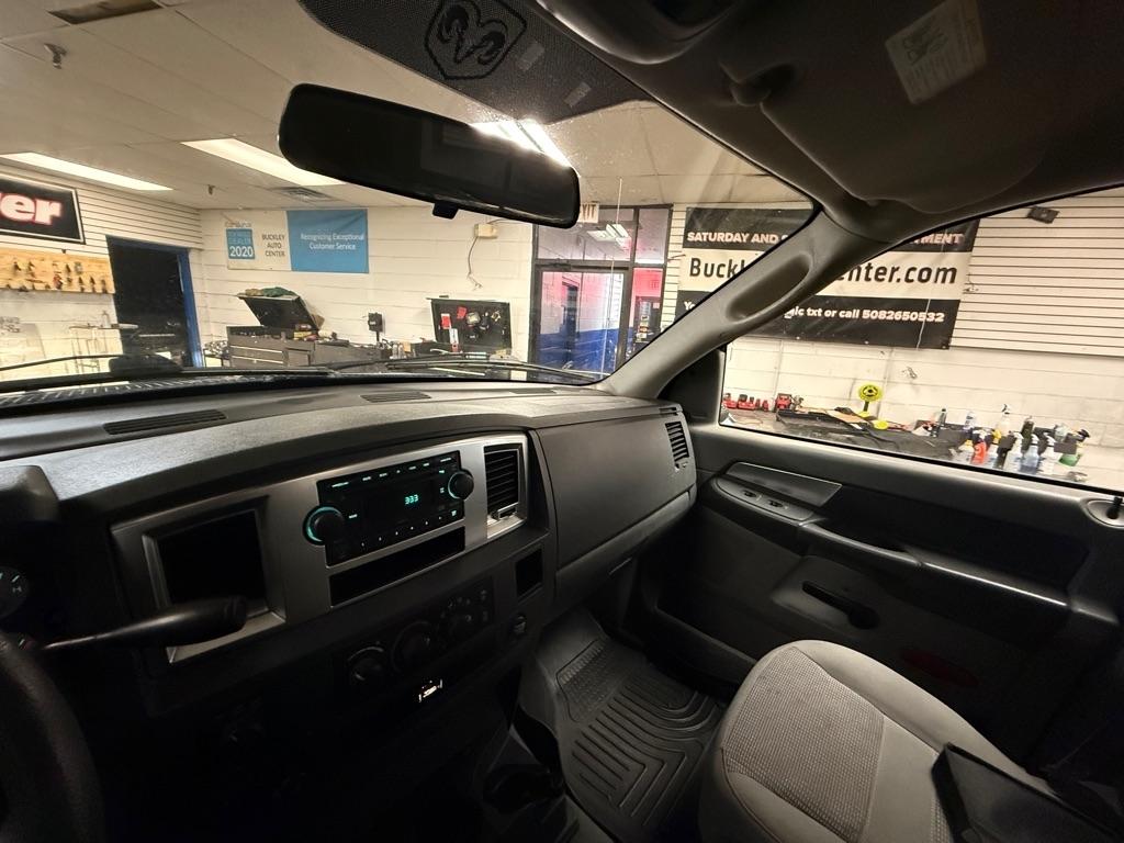 Dodge Ram 1500 ST Quad Cab 4WD 2008