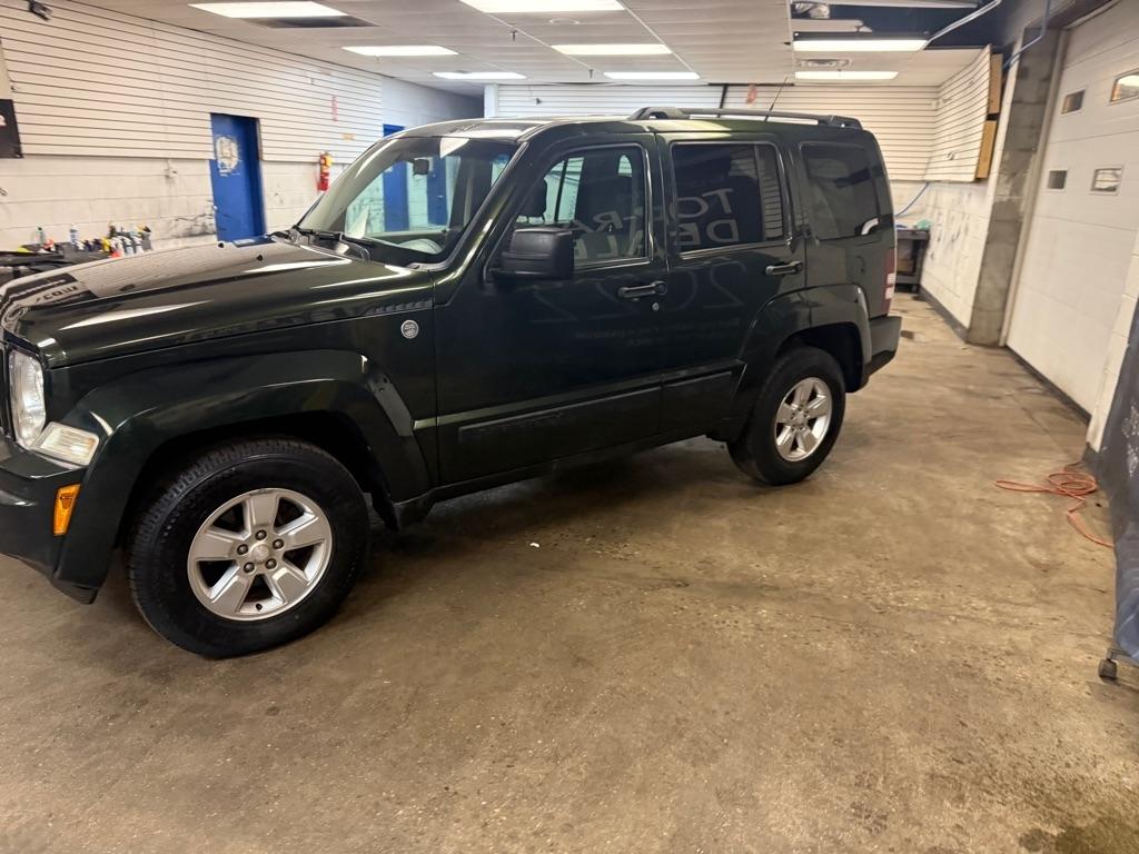 Jeep Liberty Sport 4WD 2011