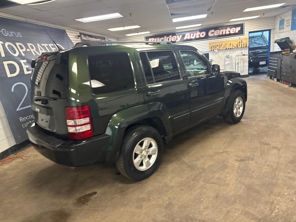 Jeep Liberty Sport 4WD 2011