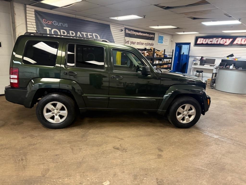Jeep Liberty Sport 4WD 2011