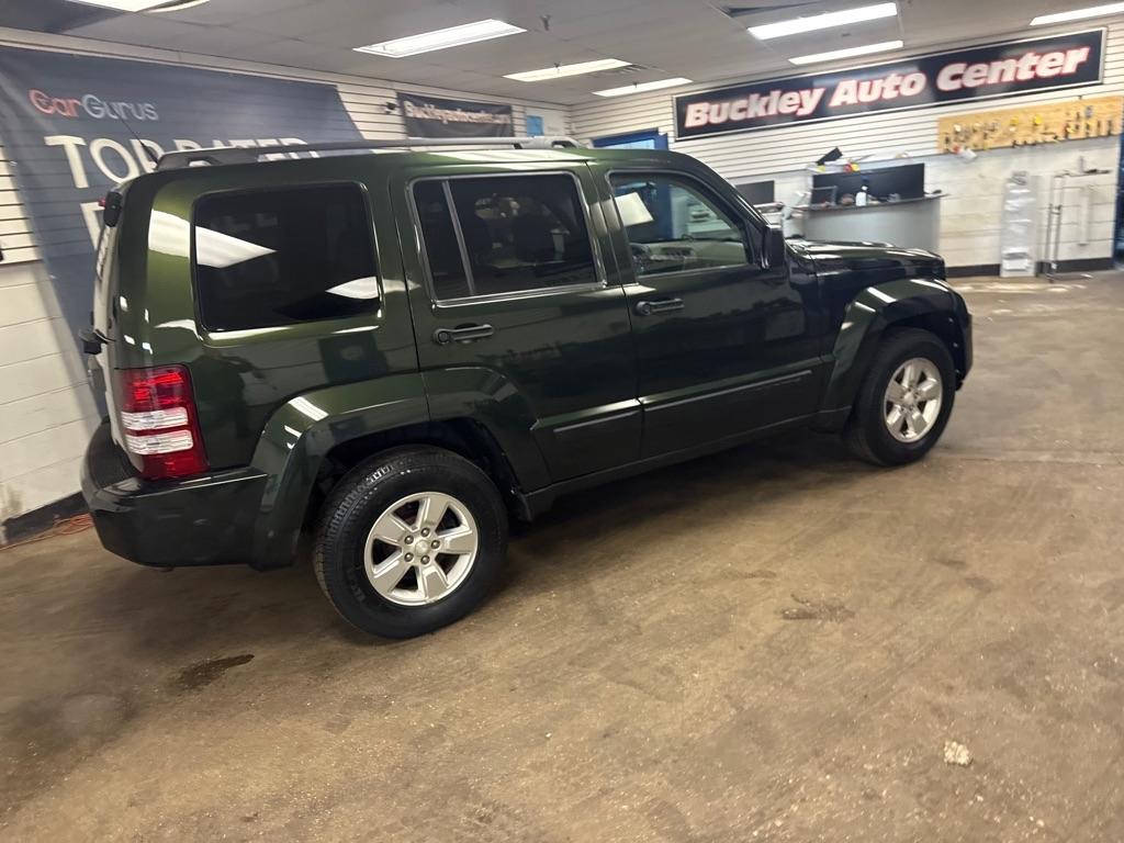 Jeep Liberty Sport 4WD 2011