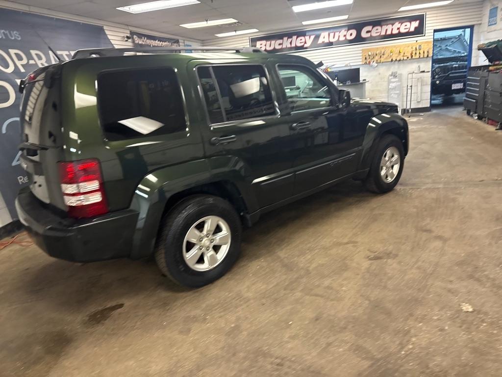 Jeep Liberty Sport 4WD 2011