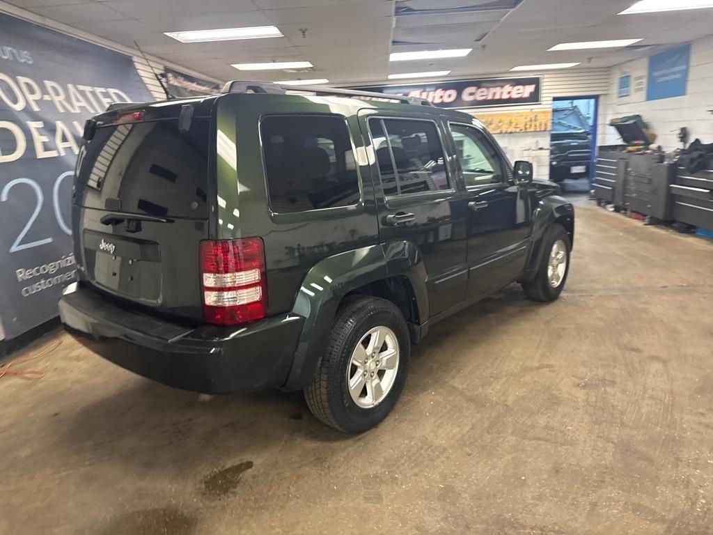Jeep Liberty Sport 4WD 2011
