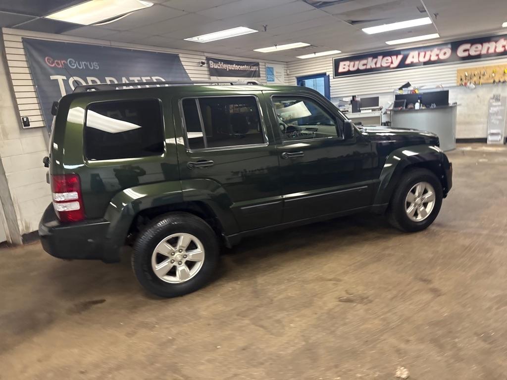 Jeep Liberty Sport 4WD 2011