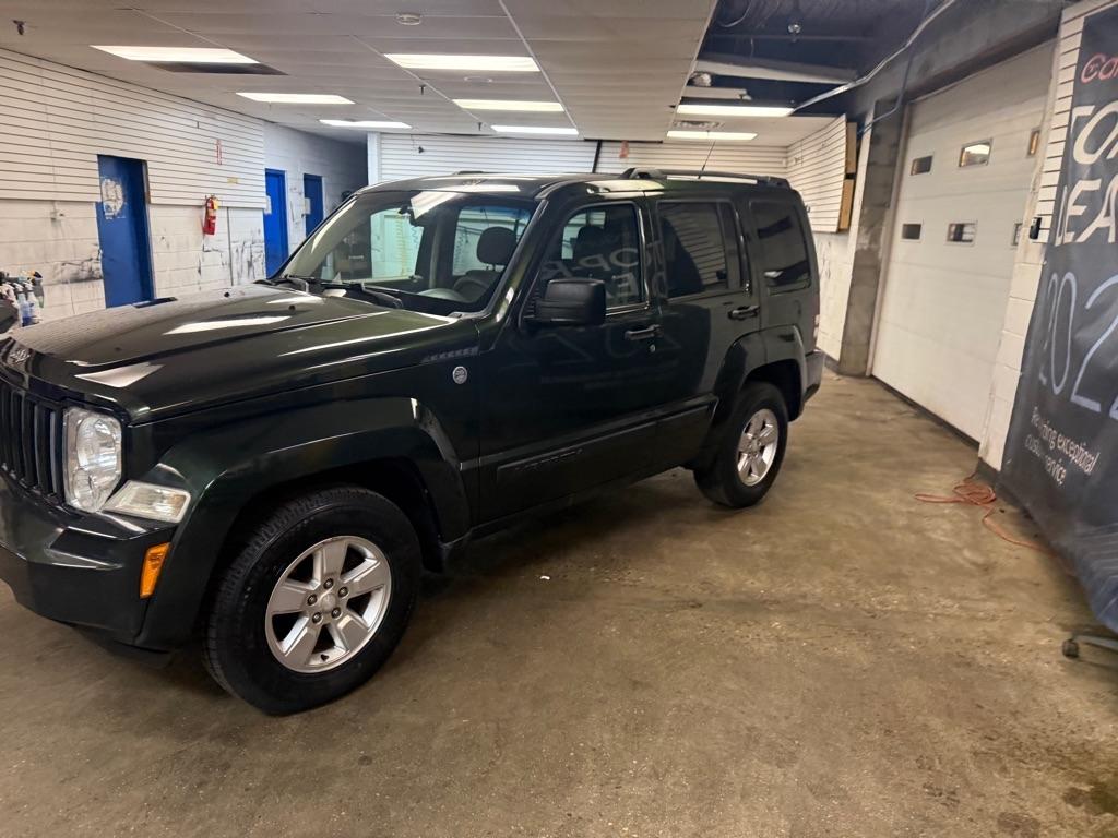 Jeep Liberty Sport 4WD 2011