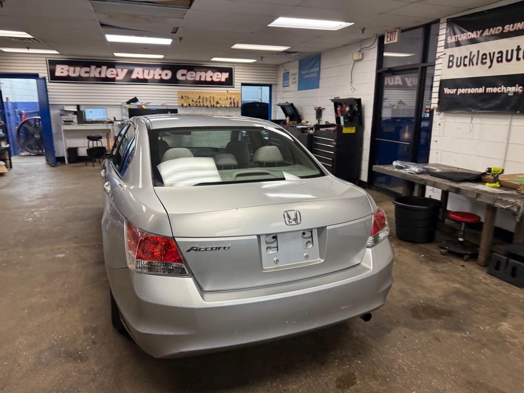 Honda Accord LX-P Sedan AT 2009