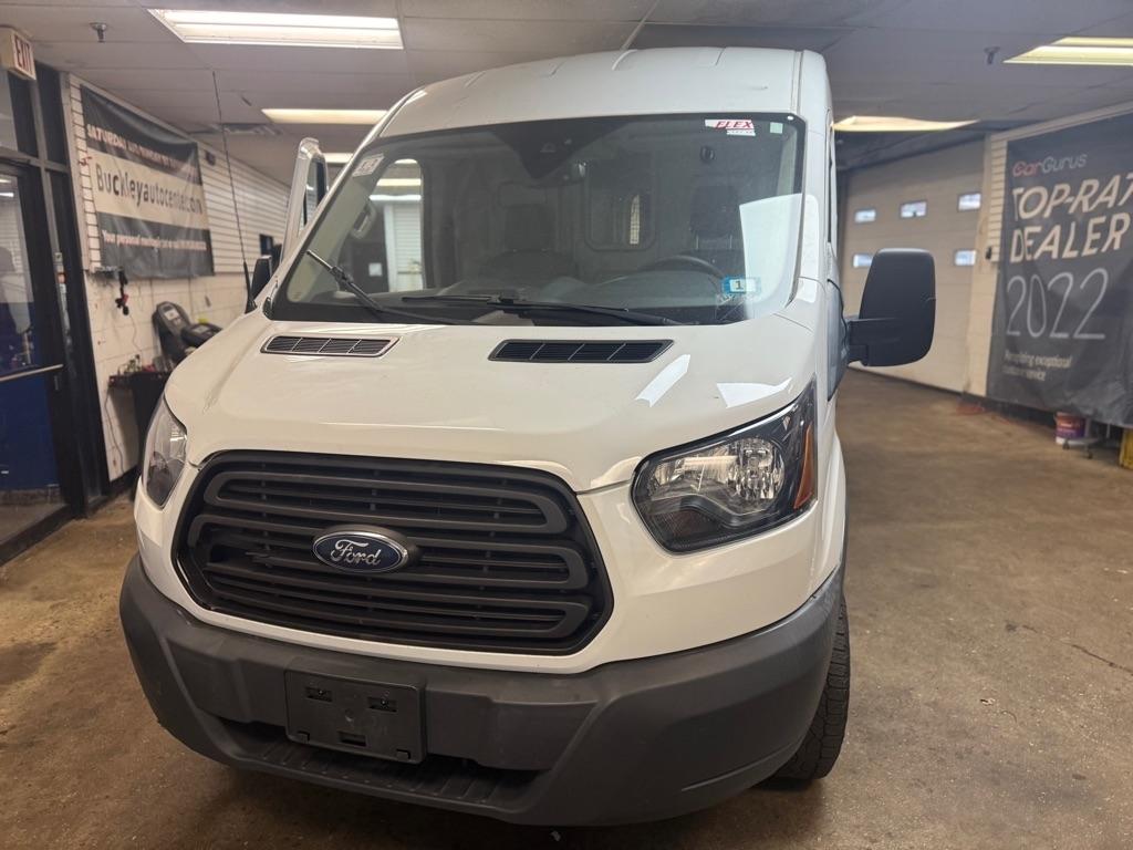 Ford Transit 150 Van Med. Roof w/Sliding Pass. 148-in. WB 2018
