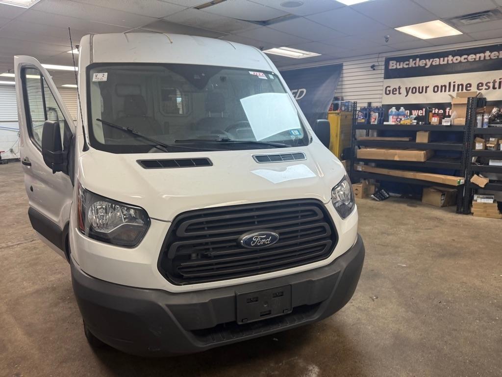 Ford Transit 150 Van Med. Roof w/Sliding Pass. 148-in. WB 2018
