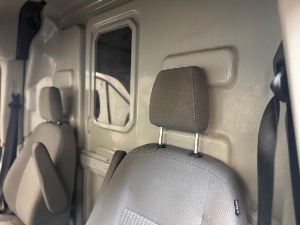 Ford Transit 150 Van Med. Roof w/Sliding Pass. 148-in. WB 2018