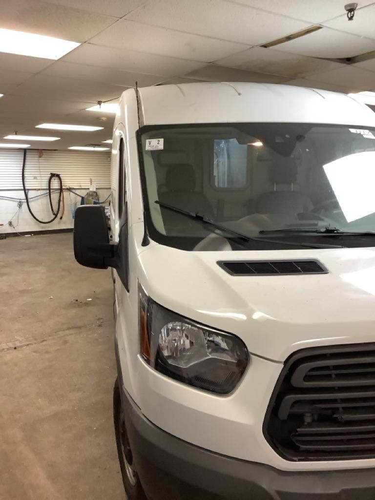 Ford Transit 150 Van Med. Roof w/Sliding Pass. 148-in. WB 2018