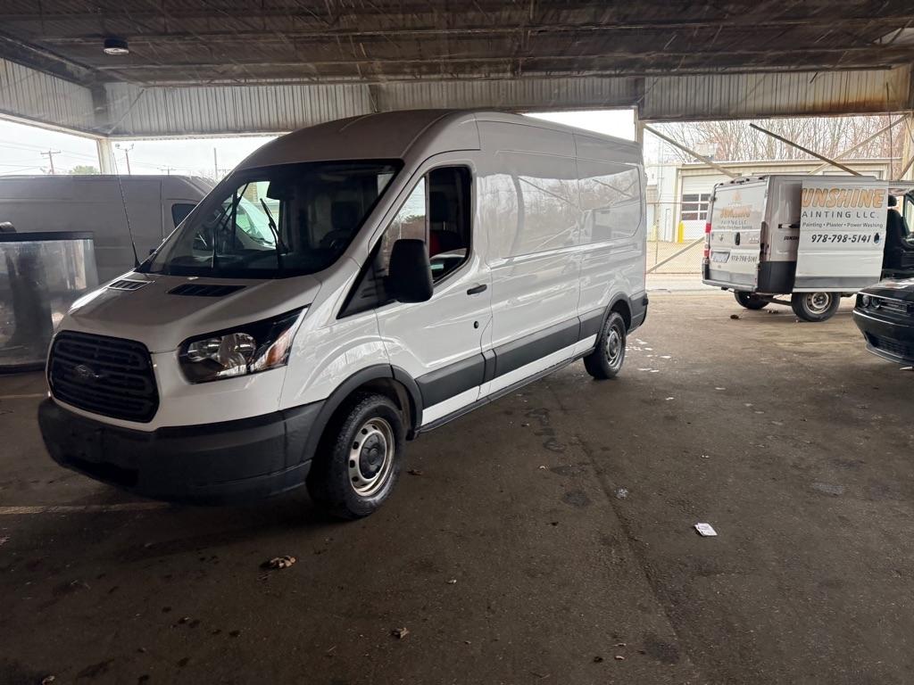Ford Transit 150 Van Med. Roof w/Sliding Pass. 148-in. WB 2018