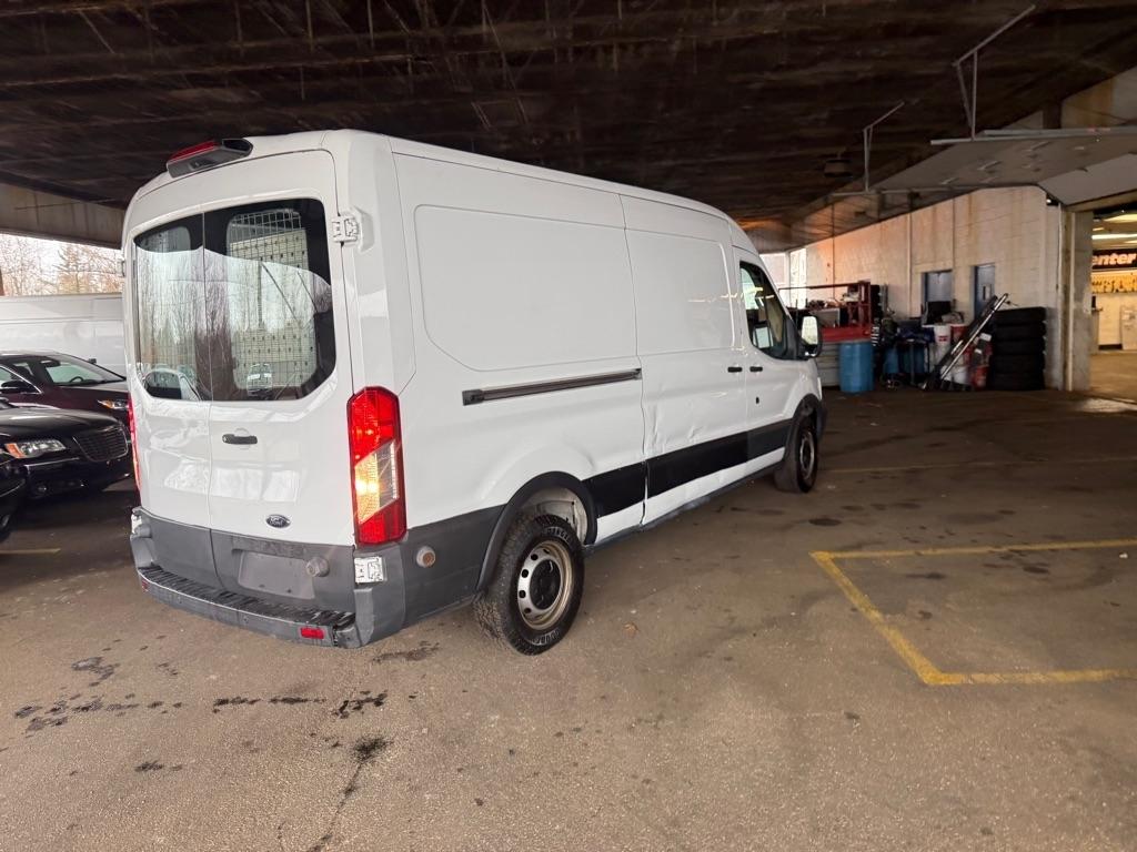 Ford Transit 150 Van Med. Roof w/Sliding Pass. 148-in. WB 2018
