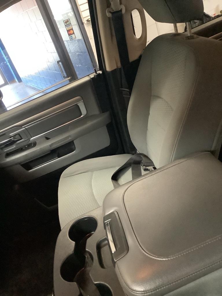 RAM 2500 SLT Crew Cab SWB 4WD 2014