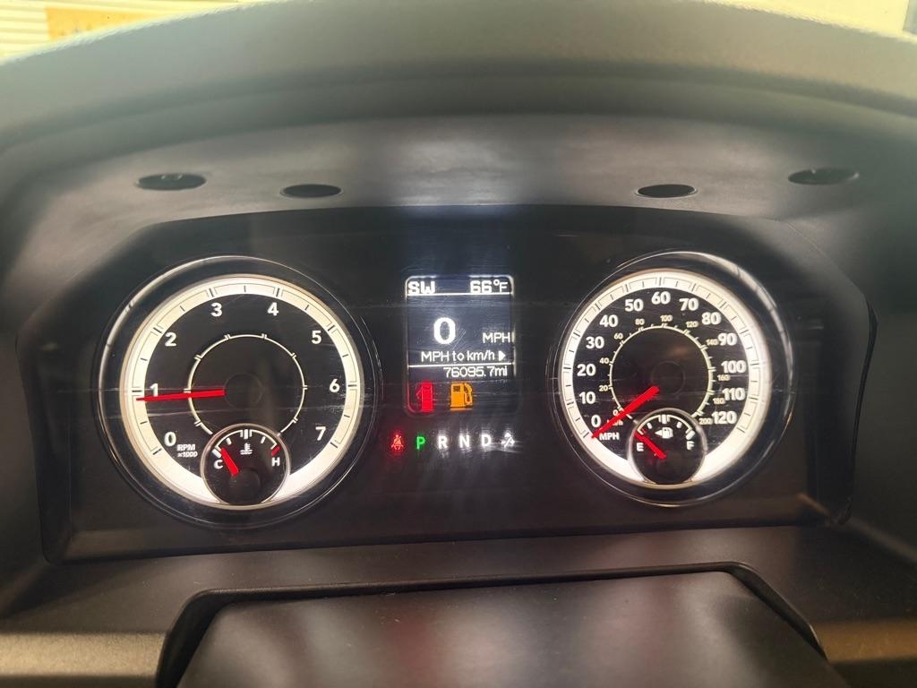 RAM 1500 Tradesman Quad Cab 4WD 2018