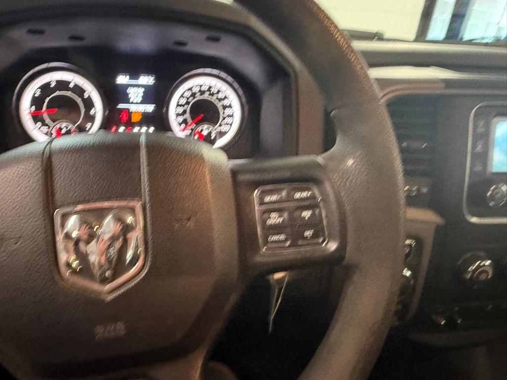 RAM 1500 Tradesman Quad Cab 4WD 2018