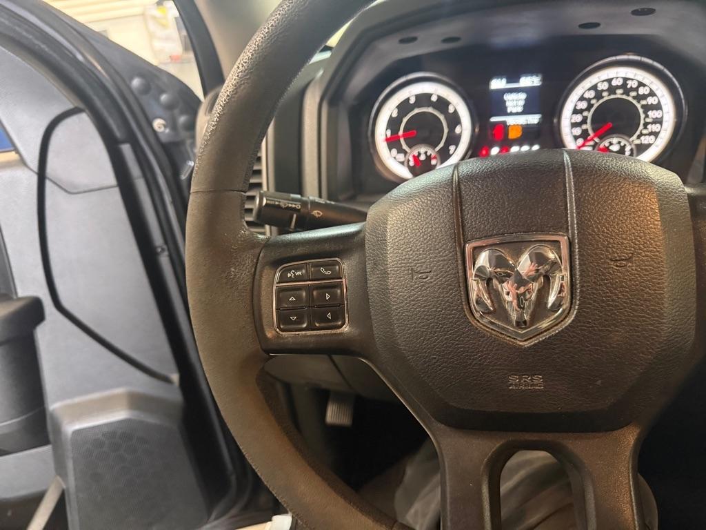 RAM 1500 Tradesman Quad Cab 4WD 2018