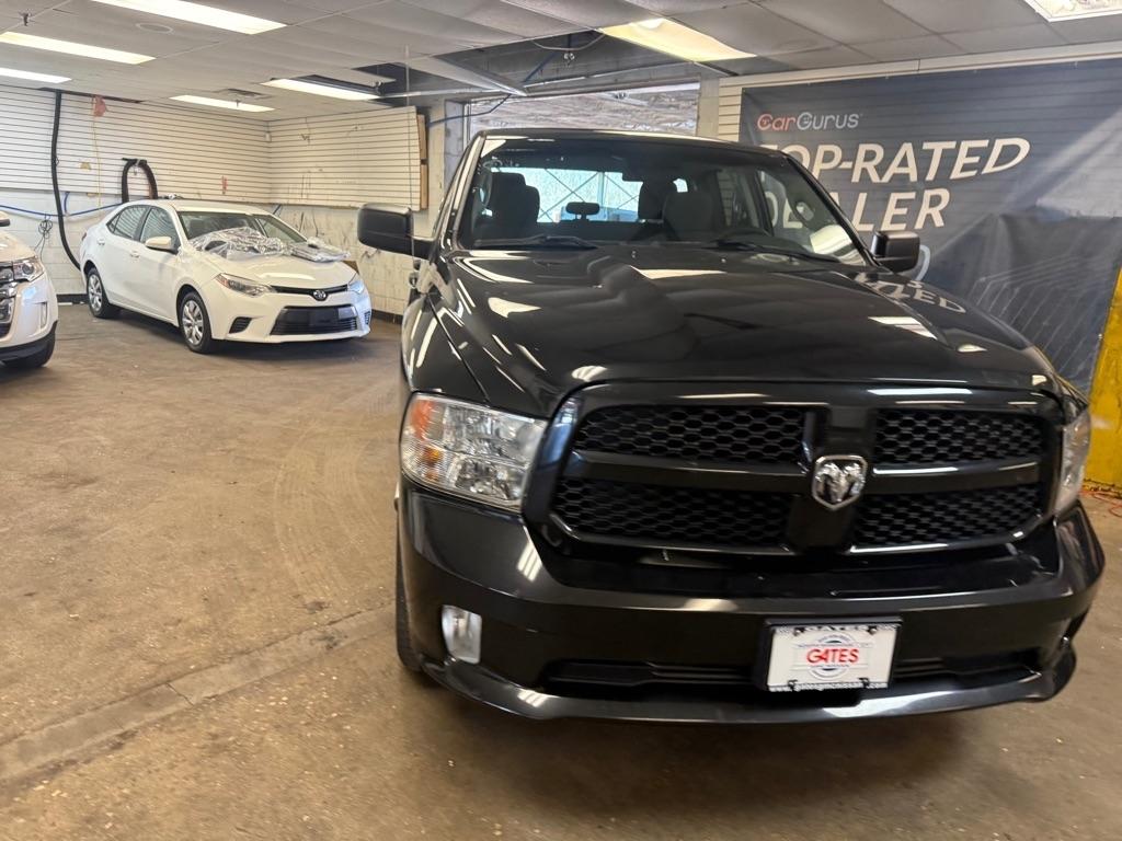 RAM 1500 Tradesman Quad Cab 4WD 2018