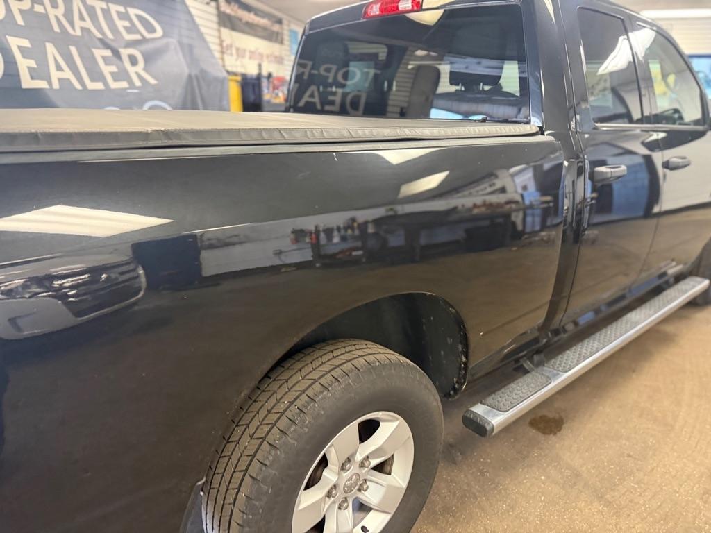 RAM 1500 Tradesman Quad Cab 4WD 2018