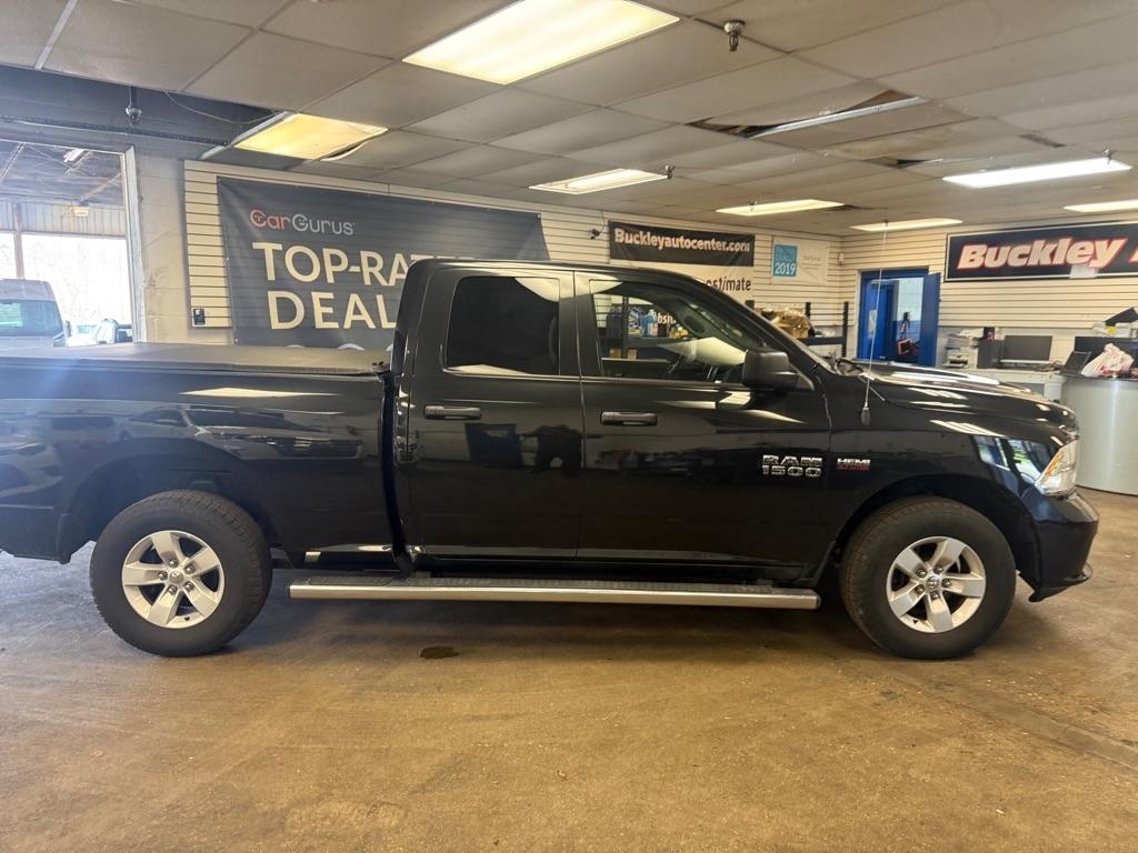 RAM 1500 Tradesman Quad Cab 4WD 2018