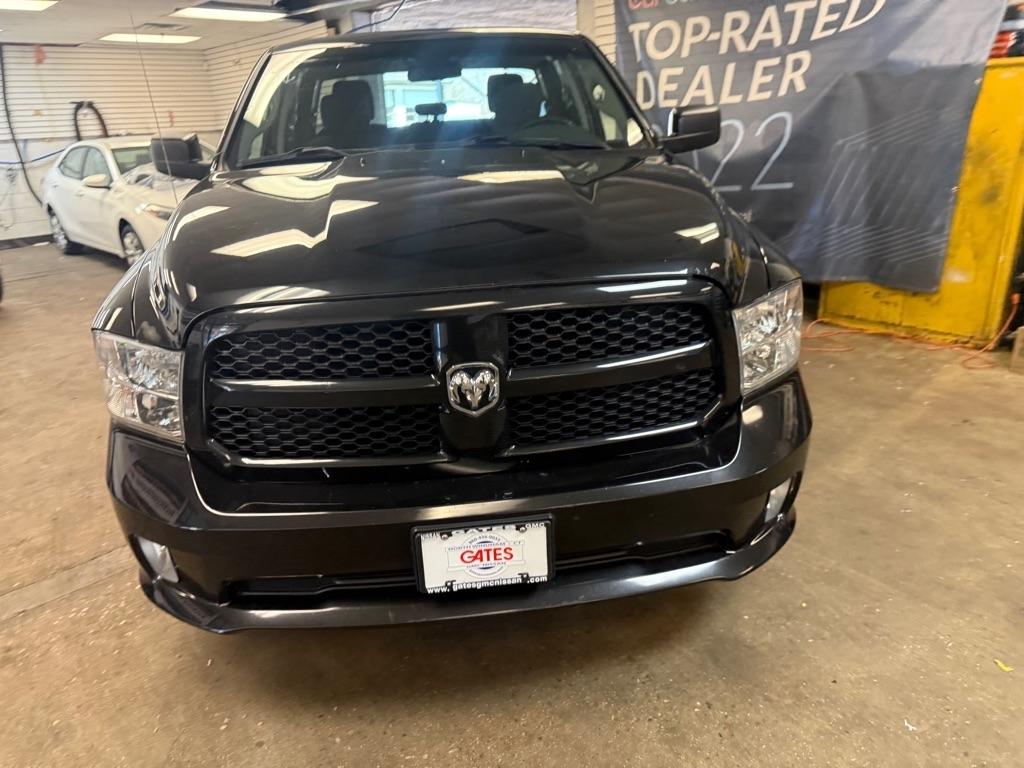 RAM 1500 Tradesman Quad Cab 4WD 2018