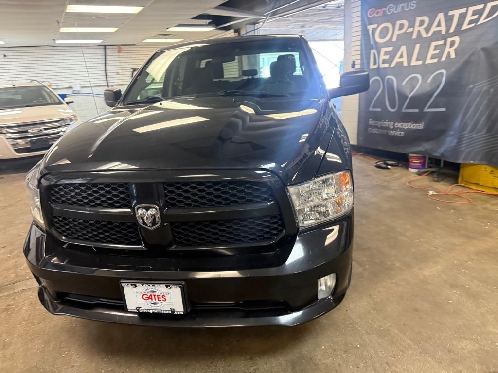RAM 1500 Tradesman Quad Cab 4WD 2018