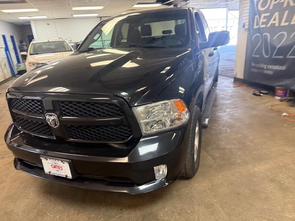 RAM 1500 Tradesman Quad Cab 4WD 2018