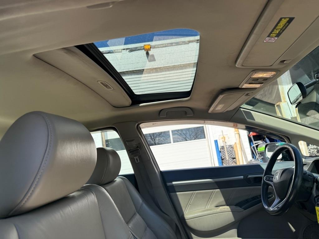 Honda Civic EX-L Sedan 5-Speed AT 2009