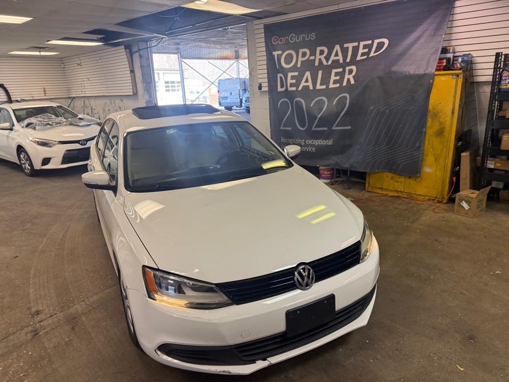 Volkswagen Jetta SE 2012