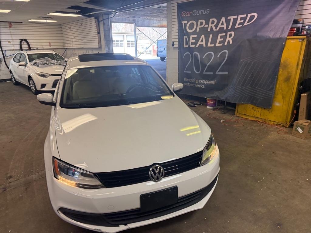 Volkswagen Jetta SE 2012