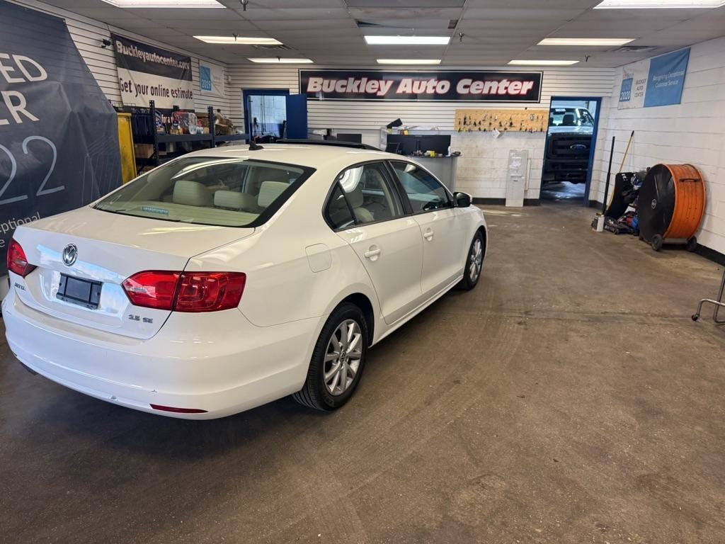 Volkswagen Jetta SE 2012