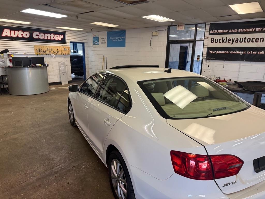 Volkswagen Jetta SE 2012