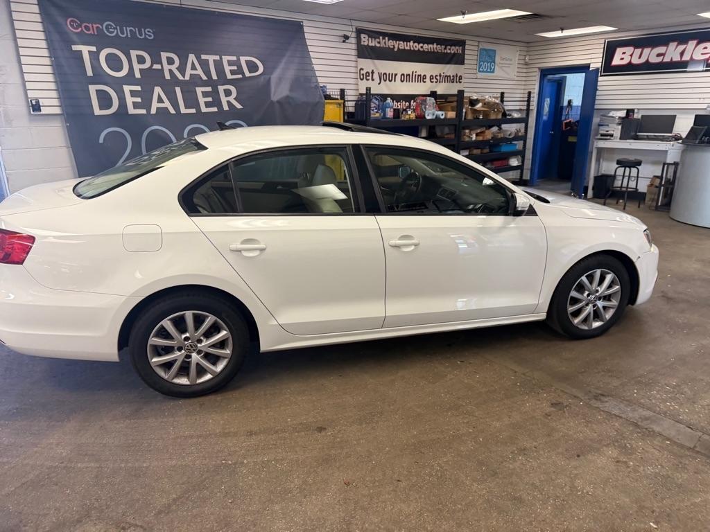 Volkswagen Jetta SE 2012