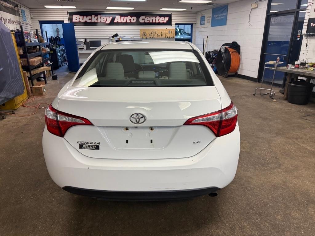 Toyota Corolla LE CVT 2016