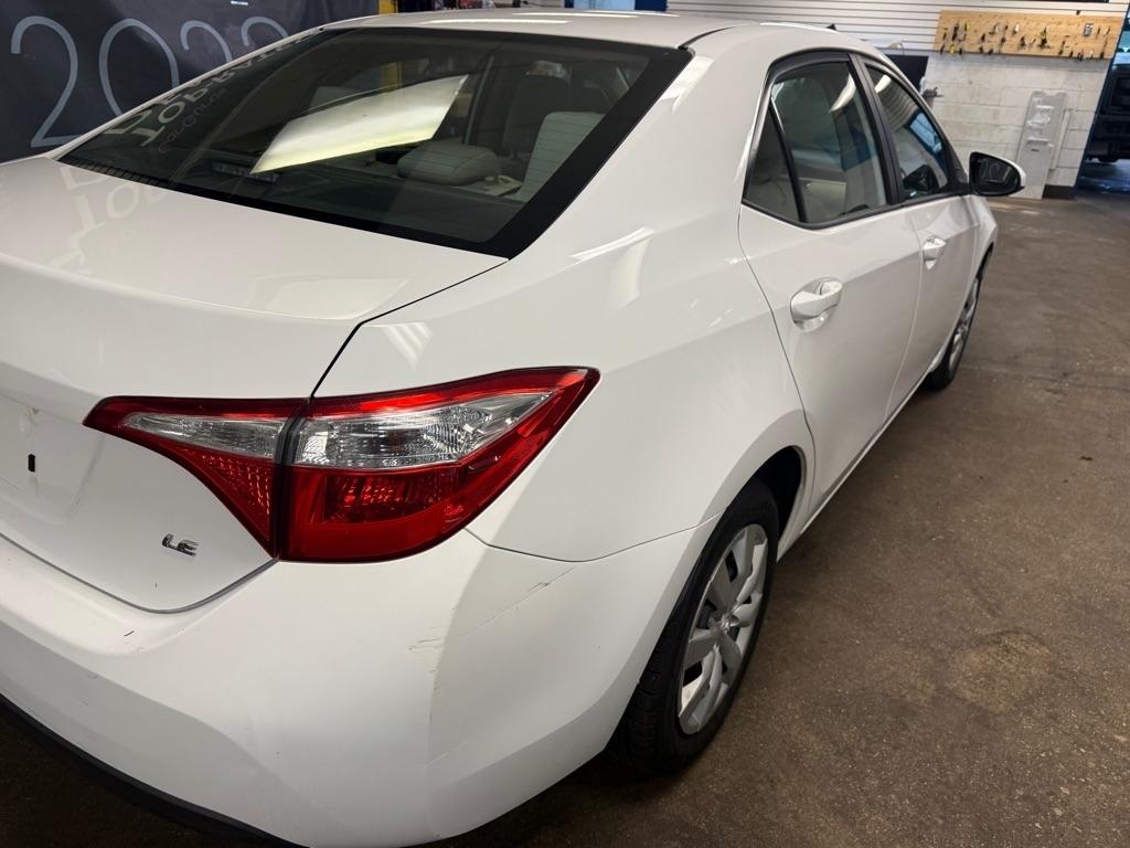 Toyota Corolla LE CVT 2016
